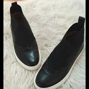 Brand new gentle souls high top sneaker size 6